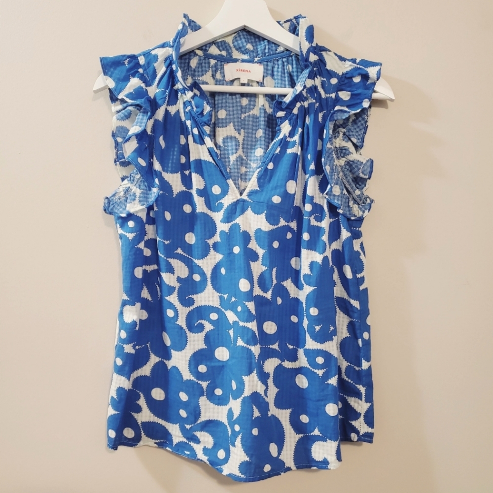 XiRENA - Bex Top in Blue Curl Pattern - Size S